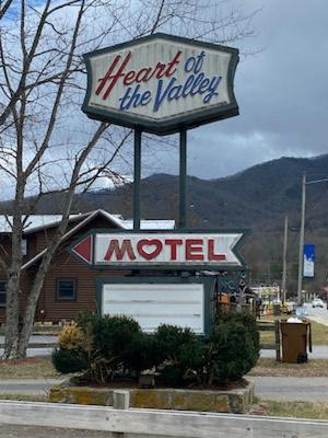 Heart Of The Valley Motel Маґґі-Валлі Екстер'єр фото